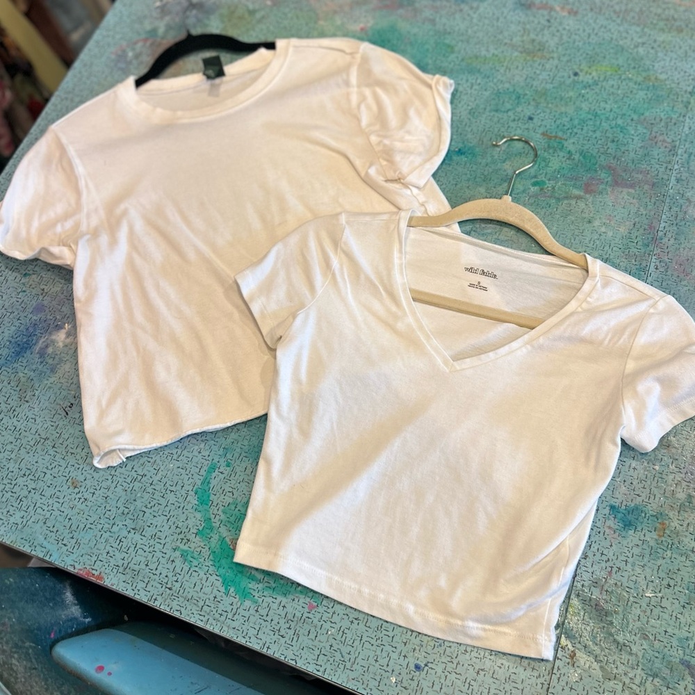 2 Classic White Crops